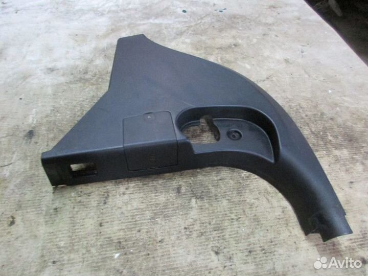 Накладка порога передняя левая BMW 1-серия E87/E81