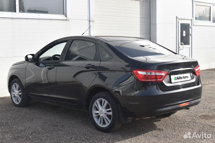 LADA Vesta 1.8 AMT, 2017, 135 118 км