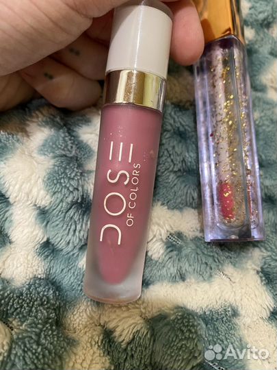 Набор косметики пакетом матовая помада карандаши