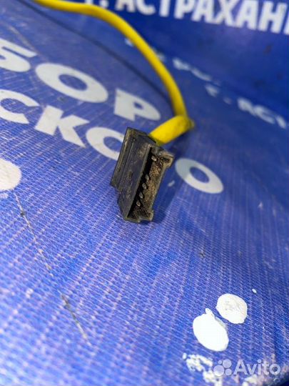 Антенна Mercedes-Benz W220 седан 2000