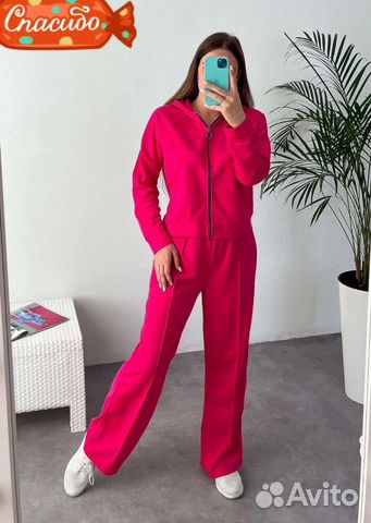 Спортивный костюм женский новый