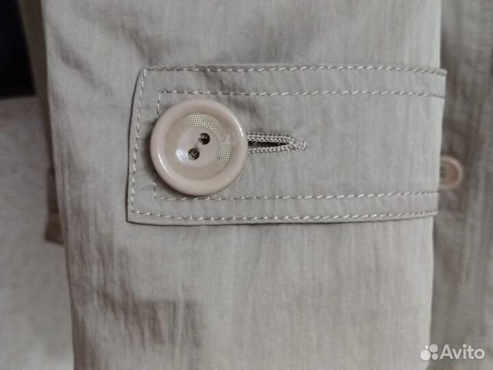 Женский двубортный пиджак 44 р