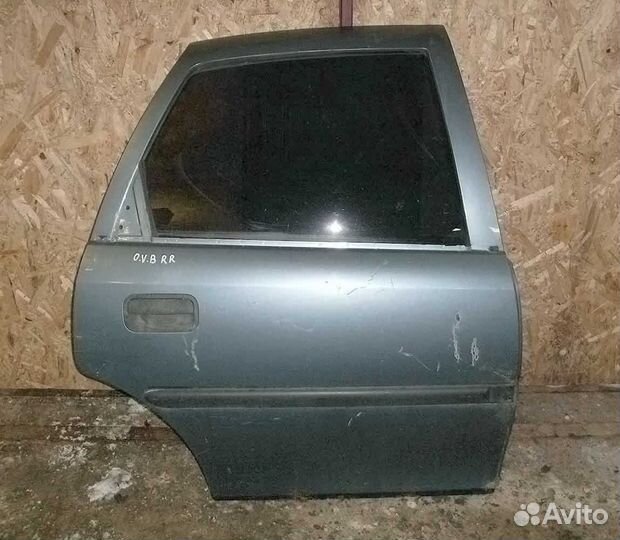 Дверь задняя правая Opel Vectra B