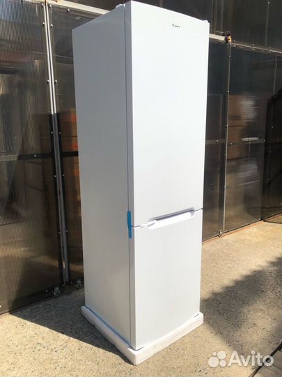 Холодильник Candy ccrn6200W. новый. гарантия