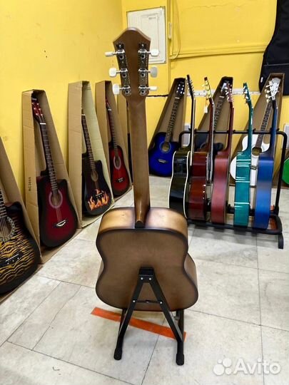 Акустическая гитара Amistar