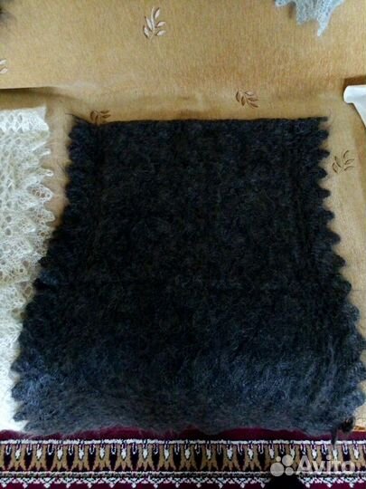 Женские пуховые платки и шарфы новые