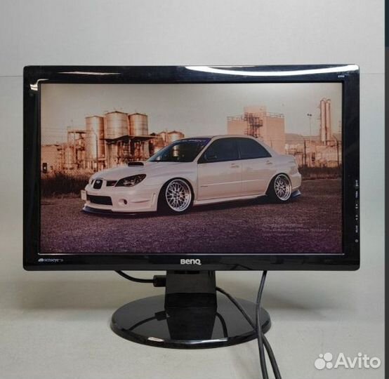 Монитор 22 дюйма в отл состоянии