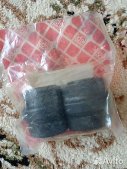 Втулки передних стоек