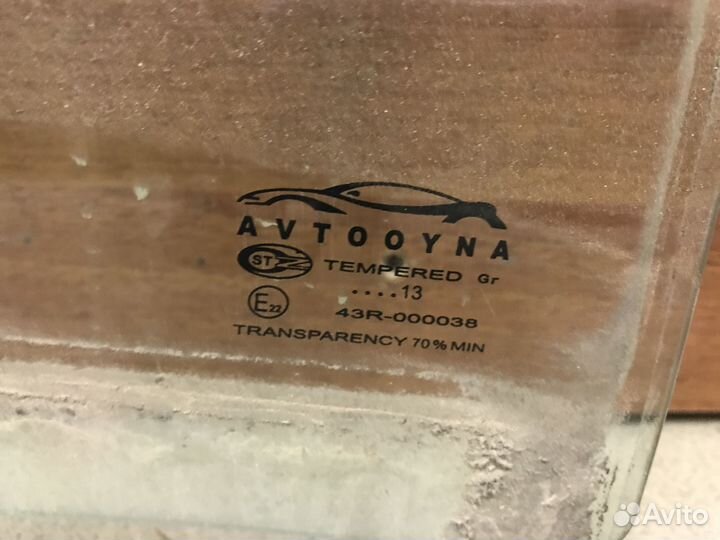 Chevrolet Cobalt 2 Стекло заднее левое б/у