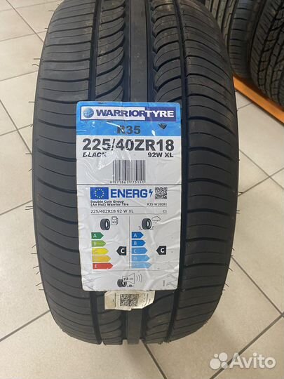 Warrior R35 225/40 R18 92W