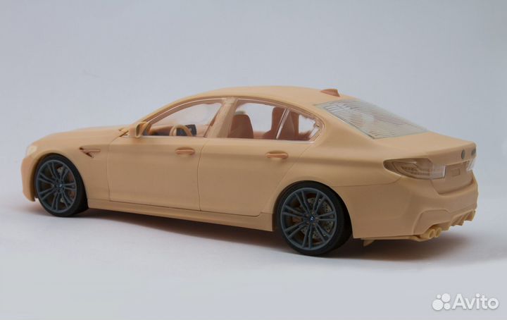 Смоляной набор BMW M5 F90 1/24 рест и дорест
