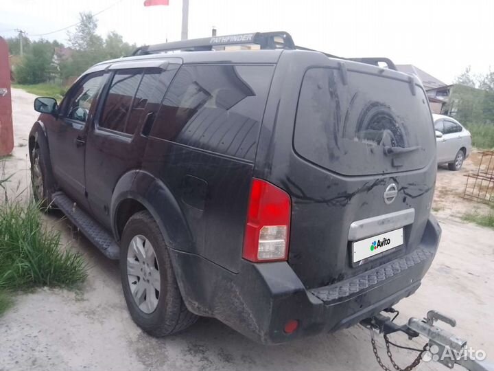 Nissan Pathfinder 4.0 AT, 2005, битый, 257 000 км