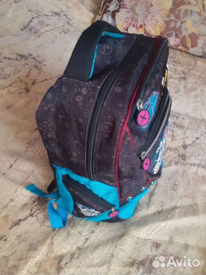 Рюкзак школьный