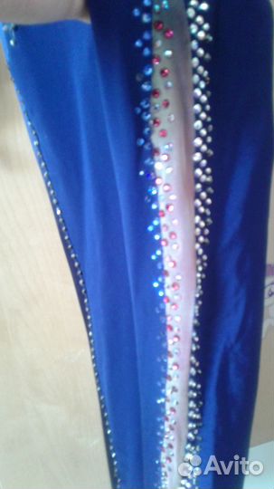 Комбинезон для выступлений по фигурному катанию