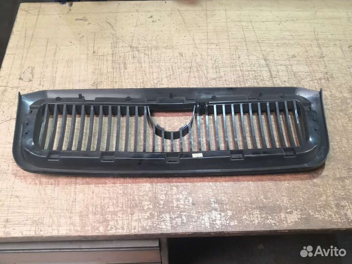Решетка радиатора skoda octavia 96- без хрома