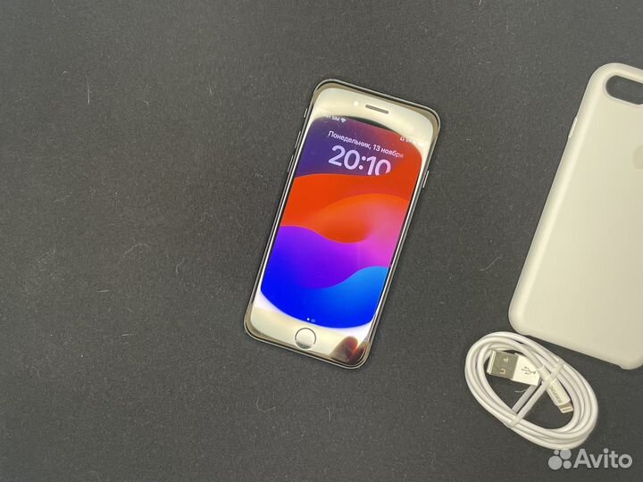 iPhone SE (2020), 64 ГБ