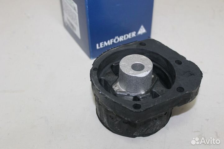 BMW Е83 Подушка АКПП Раздатки № 22316773125