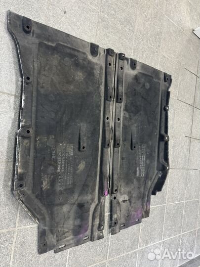 Audi a5 защита днища 8w6825207a 8w682208b