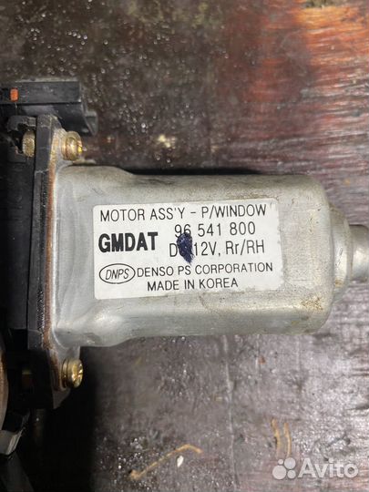 Правый моторчик эсп chevrolet aveo t250