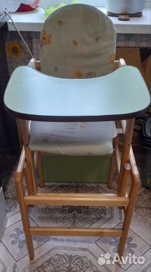 Стульчик для кормления