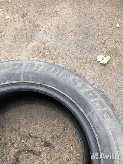 Bridgestone Ice Cruiser 5000 215/60 R16