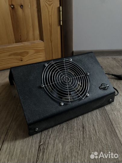 Маникюрный пылесос