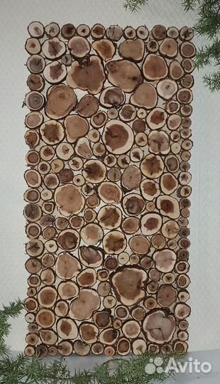 Панно из можжевельника