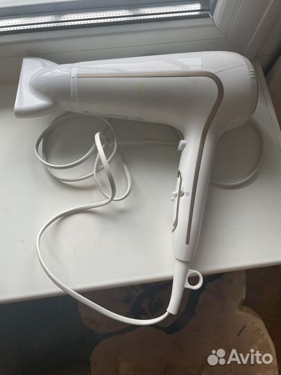 Фен Philips ThermoProtect 2200W Ionic