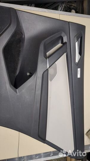 Дверная карта Volkswagen Tiguan, 2020