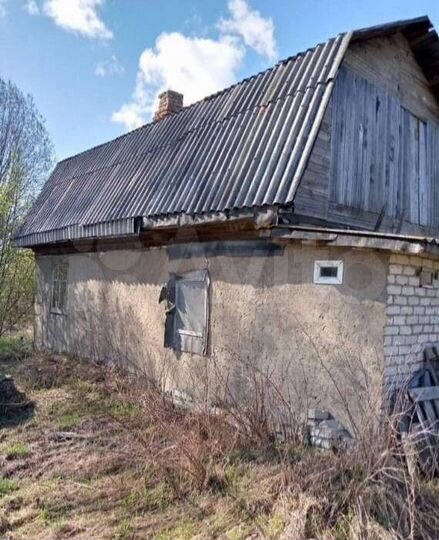 Дом 21,6 м² на участке 16 сот.