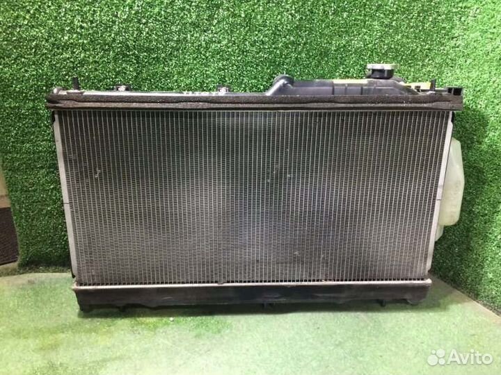 Радиатор охлаждения двигателя Subaru Xv GP7 FB20