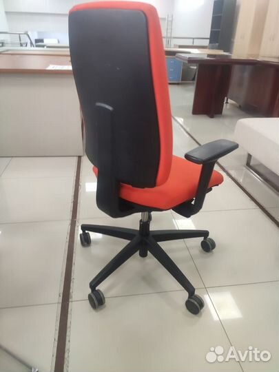 Компьютерное кресло, кресло офисное, кресло