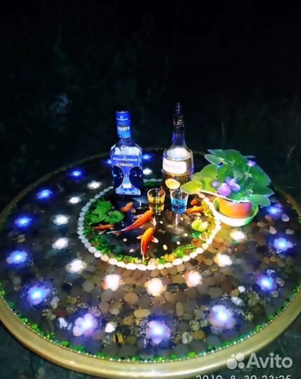 Светящийся столик