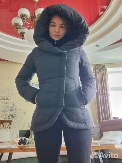 Пуховик зимний женский 42 44