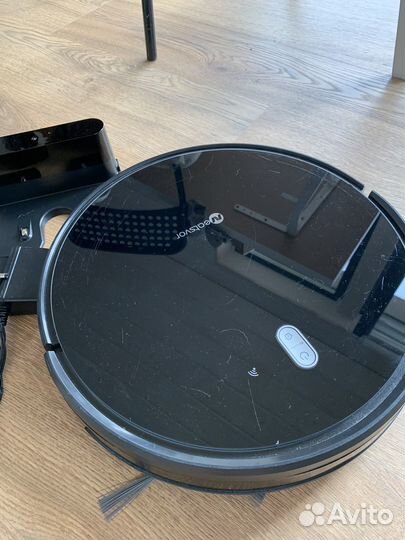 Робот пылесос