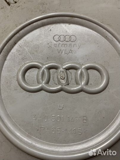 Колесный колпак оригинальный Ауди Audi A4