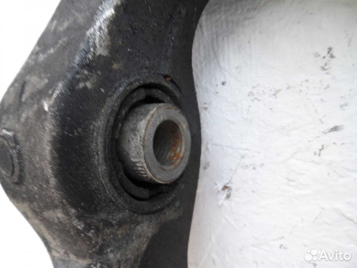 Рычаг зад L Jeep Grand Cherokee 4 (WK2) 52114815AD