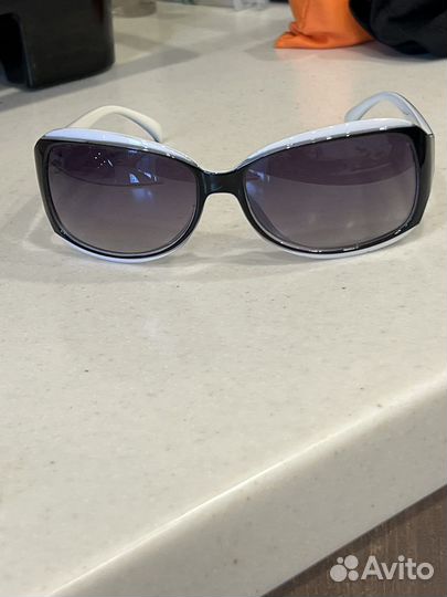 Солнцезащитные очки женские