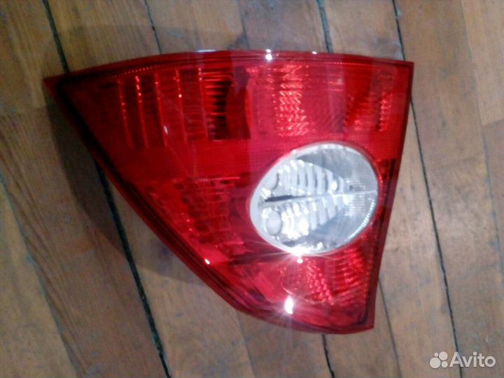 Фонарь задний правый форд фокуС 05-11 г.в