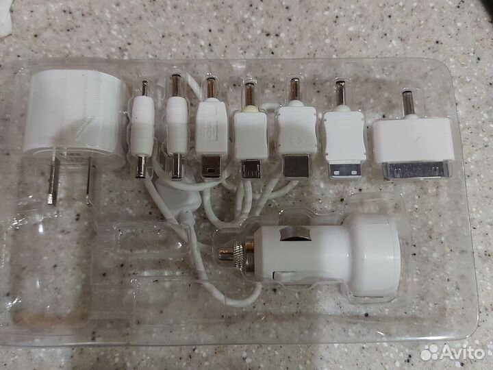 Универсальное зарядное устройство