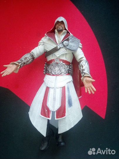 Фигурка эцио assassin creed brotherhood
