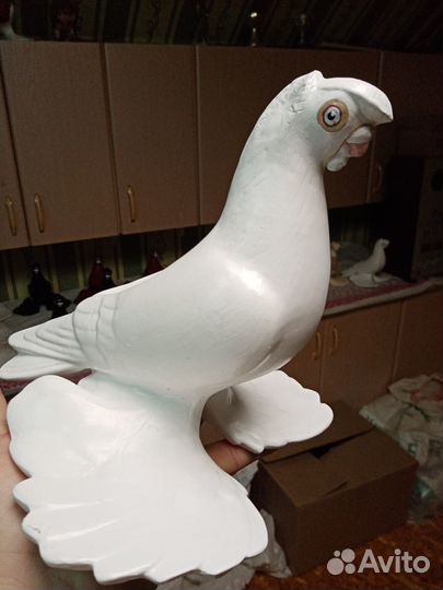 Статуэтки голубей