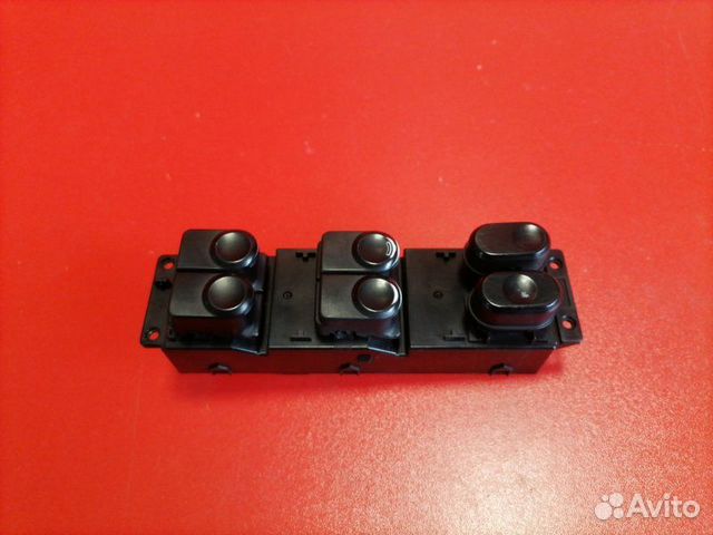 Блок управления стеклоподъемниками Hyundai Solaris