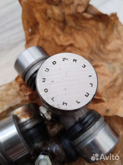 Продам крестовины на москвич 412 Новые