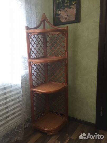 Стеллаж из ротанга