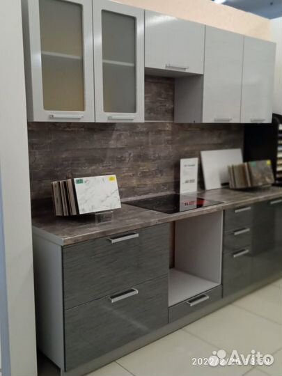 Кухонные гарнитуры