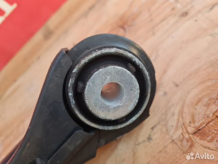 Рычаг поперечный задний Mercedes-Benz B W246