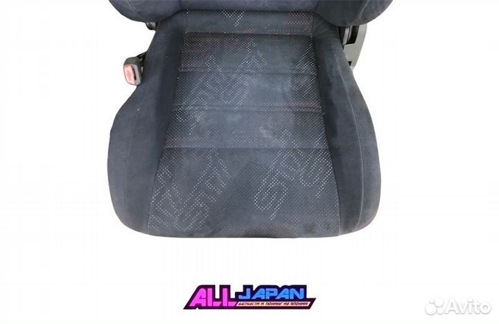 Сиденье переднее Subaru Forester SF5 EJ205 2000