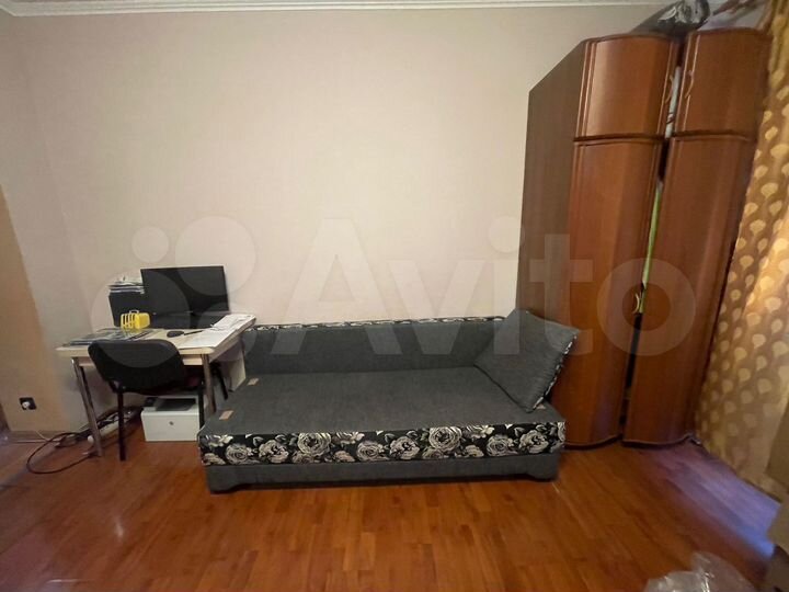 2-к. квартира, 63,2 м², 2/5 эт.