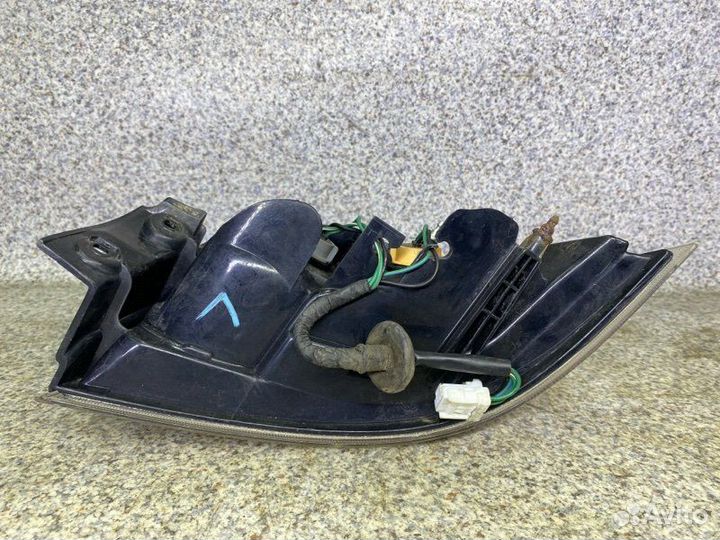 Фонарь левый Mitsubishi Lancer 10 2011